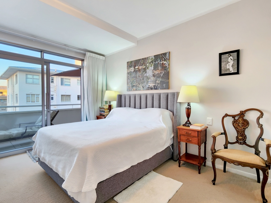 1 Bedroom Property for Sale in Sea Point Western Cape